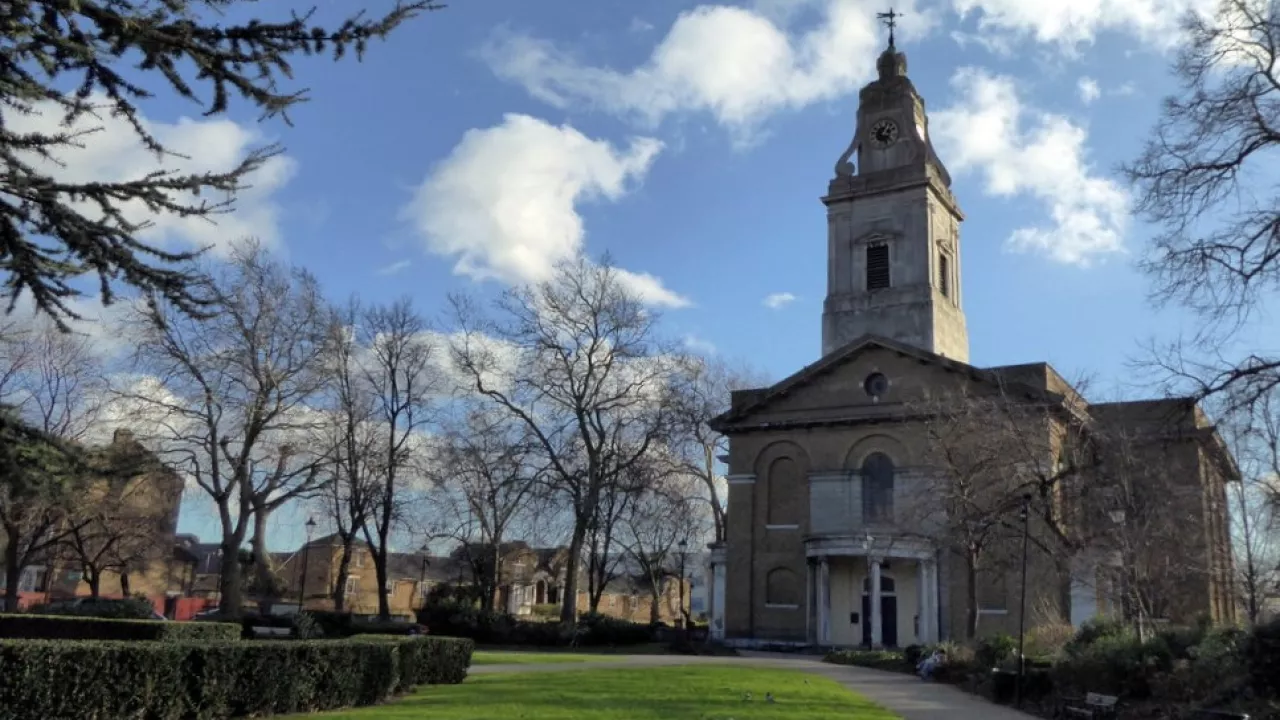 GreaterLondonHACKNEYStJohnHackney(paulfarmerCC-BY-SA2.0)1