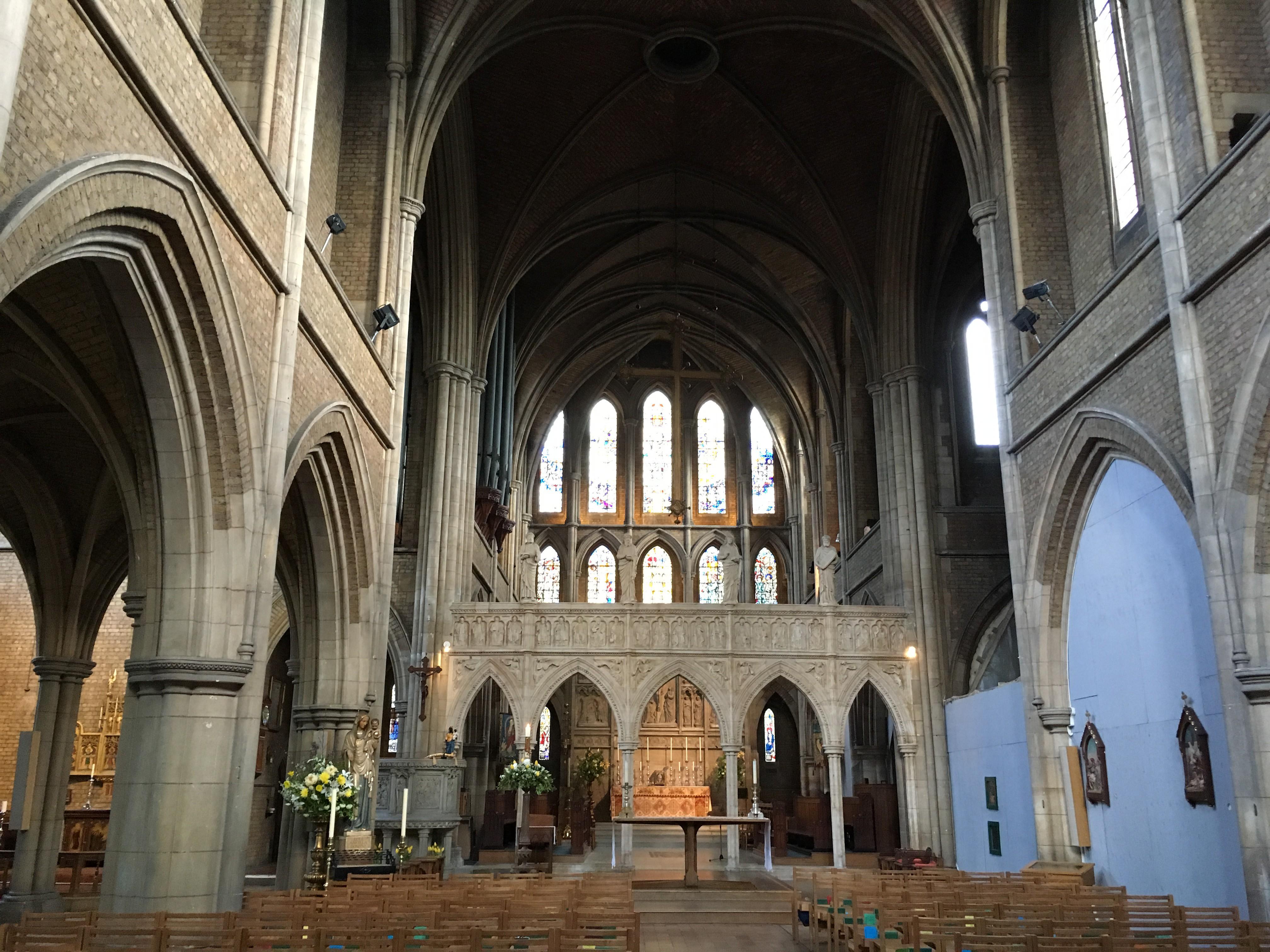 GreaterLondonUPPERNORWOODStJohnEvangelist(christinemcintoshCC-BY-ND2.0)1