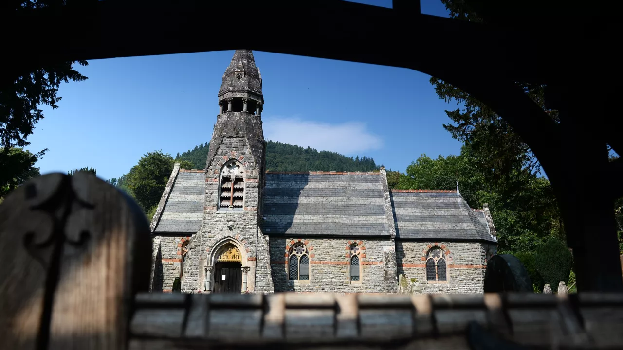 PowysABBEYCWMHIRStMaryVirgin(©crowncopyright2020)1