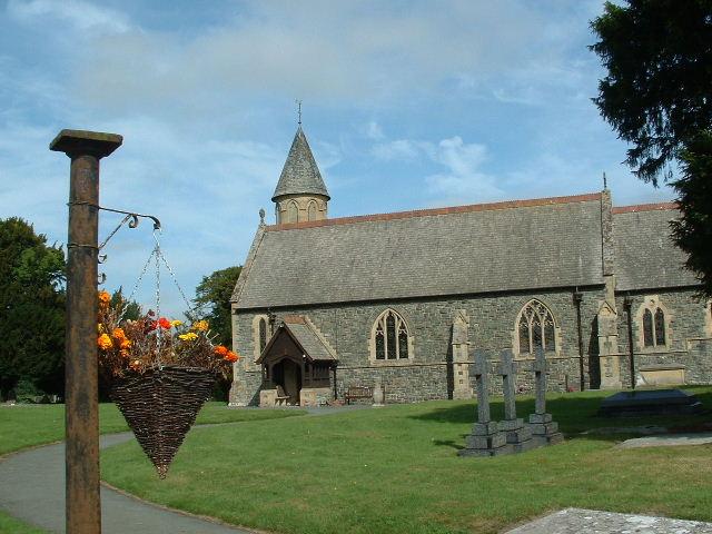 PowysLLANDYSILIOStTysilio(chrisshawCC-BY-SA2.0)1