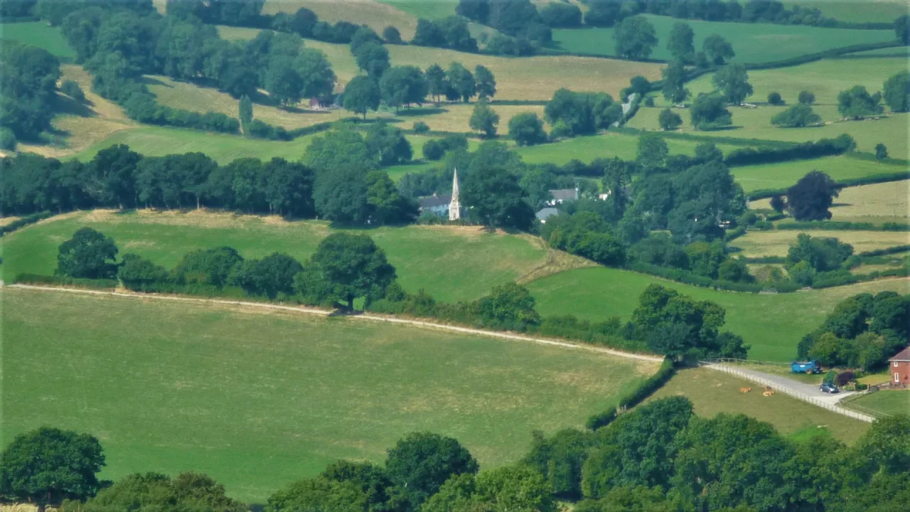 PowysLLANDYSSILStTyssil(fabianmustoCC-BY-SA2.0)1
