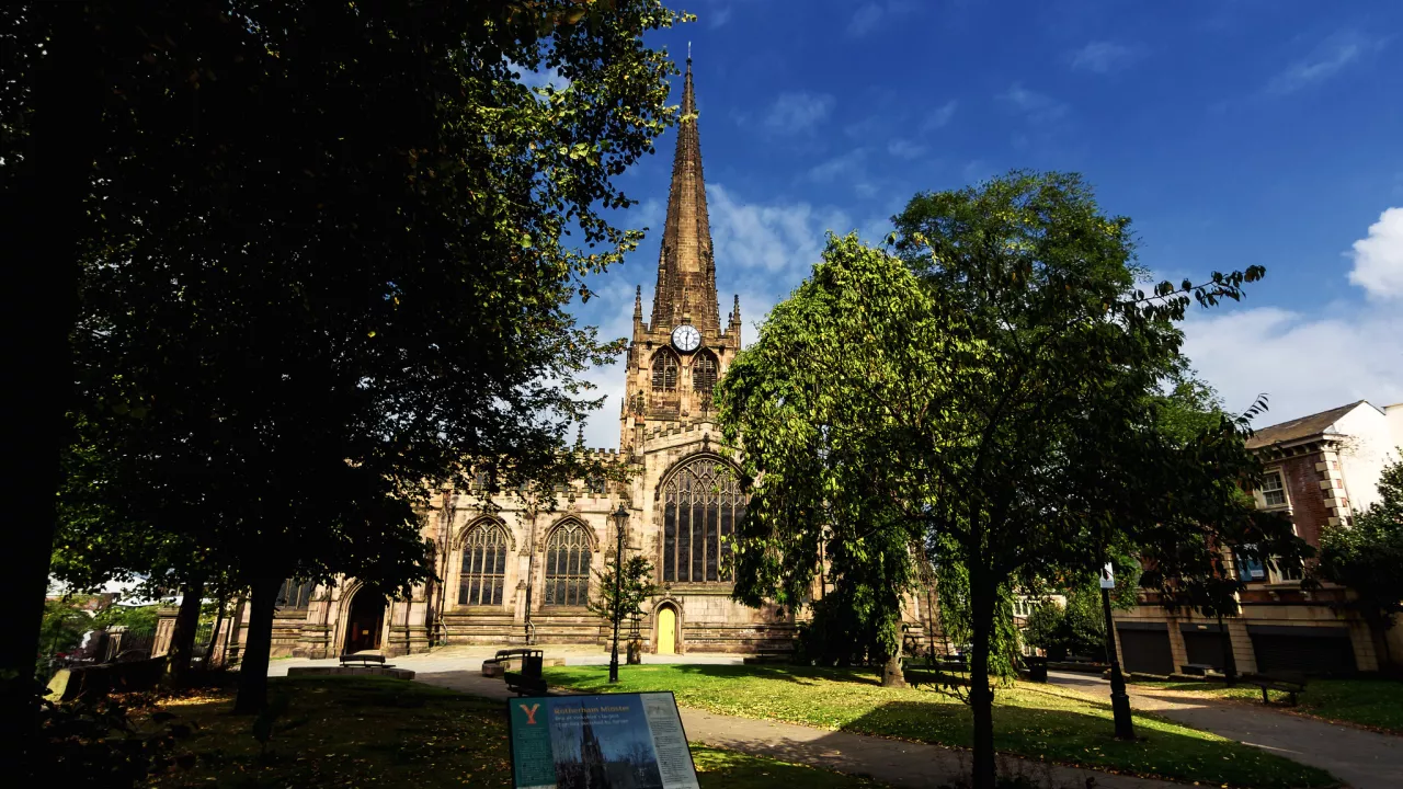 YorkshireROTHERHAMRotherhamMinster(darrenflindersCC-BY-ND2.0)1