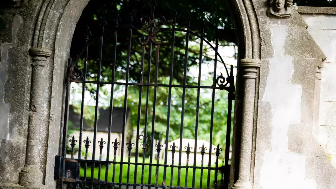 AngleseyLLANGADWALADRStCadwaladr(explorechurches.org)33