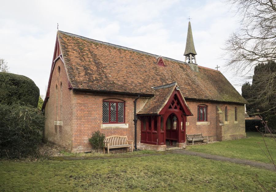 HertfordshireCHILDWICKStMary(johnsalmonCC-BY-SA2.0)1