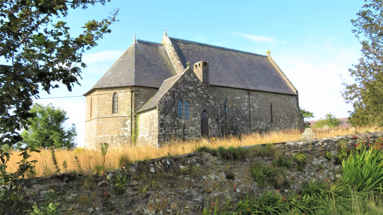 PembrokeshireMATHRYHolyMartyrs(garethjamesCC-BY-SA2.0)1