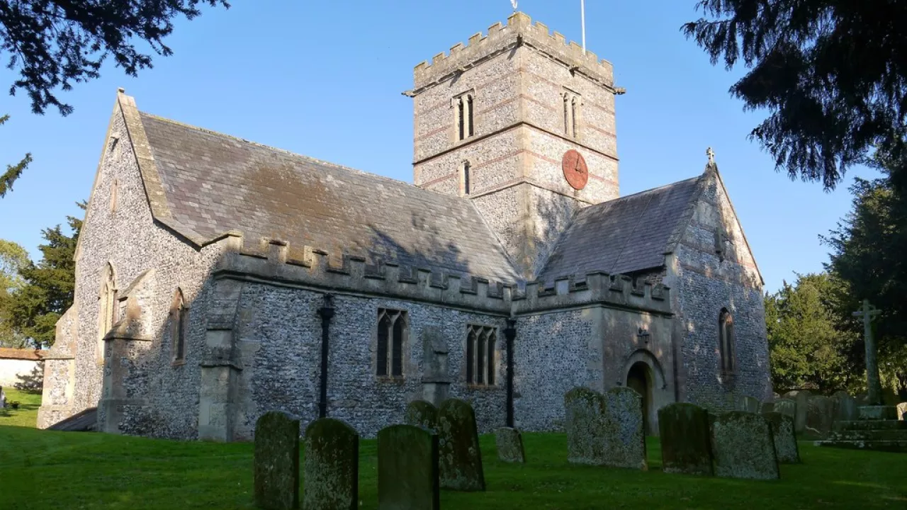 BerkshireEASTGARSTONAllSaints(stefanczapskiCC-BY-SA2.0)1