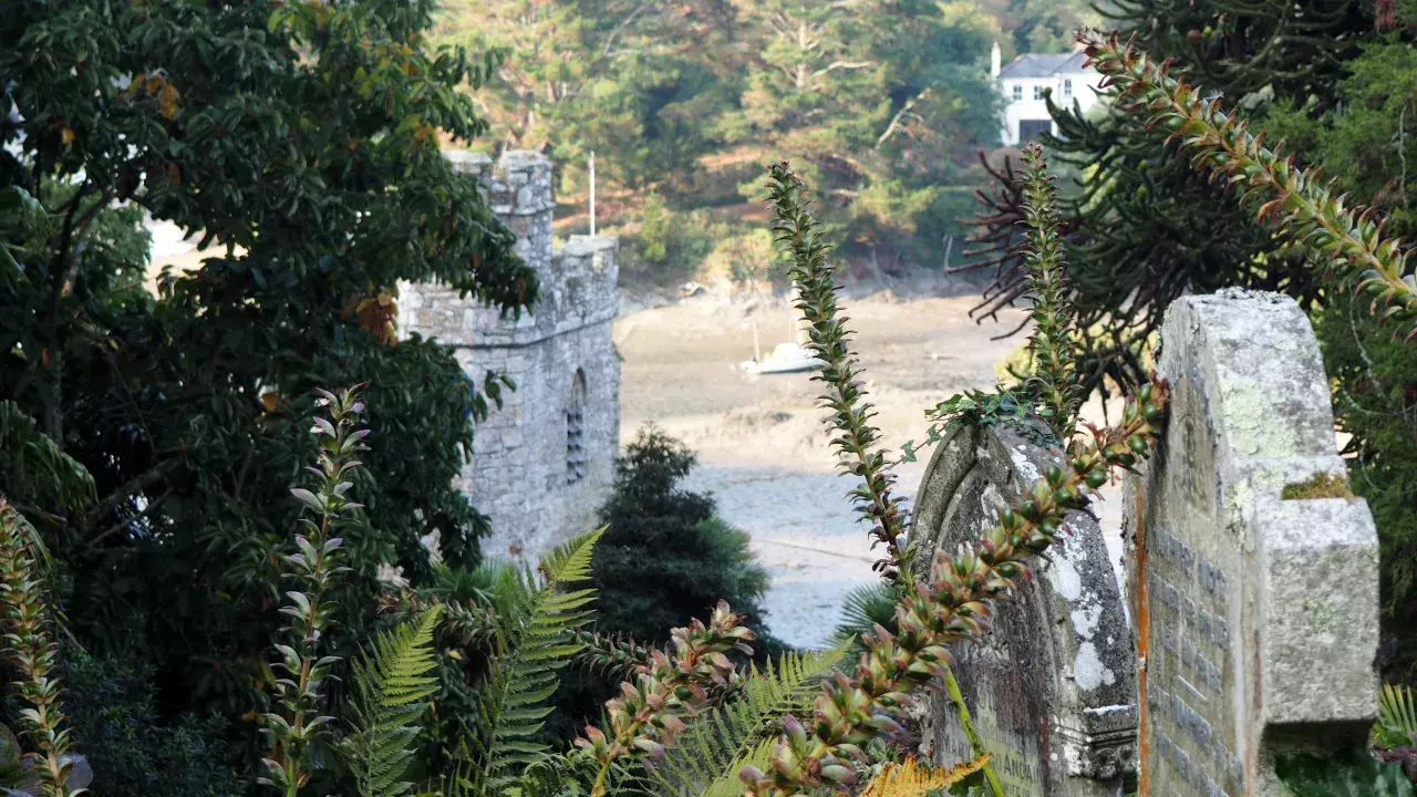 CornwallSTJUSTINROSELANDStJust(paulpitmanCC-BY-2.0)1