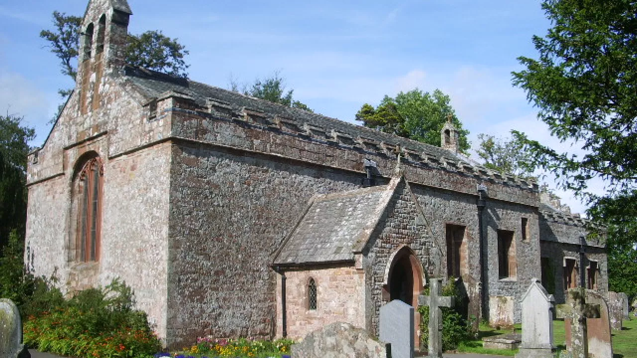 CumbriaMUNCASTERStMichaelAllAngels(alexanderpkappCC-BY-SA2.0)1
