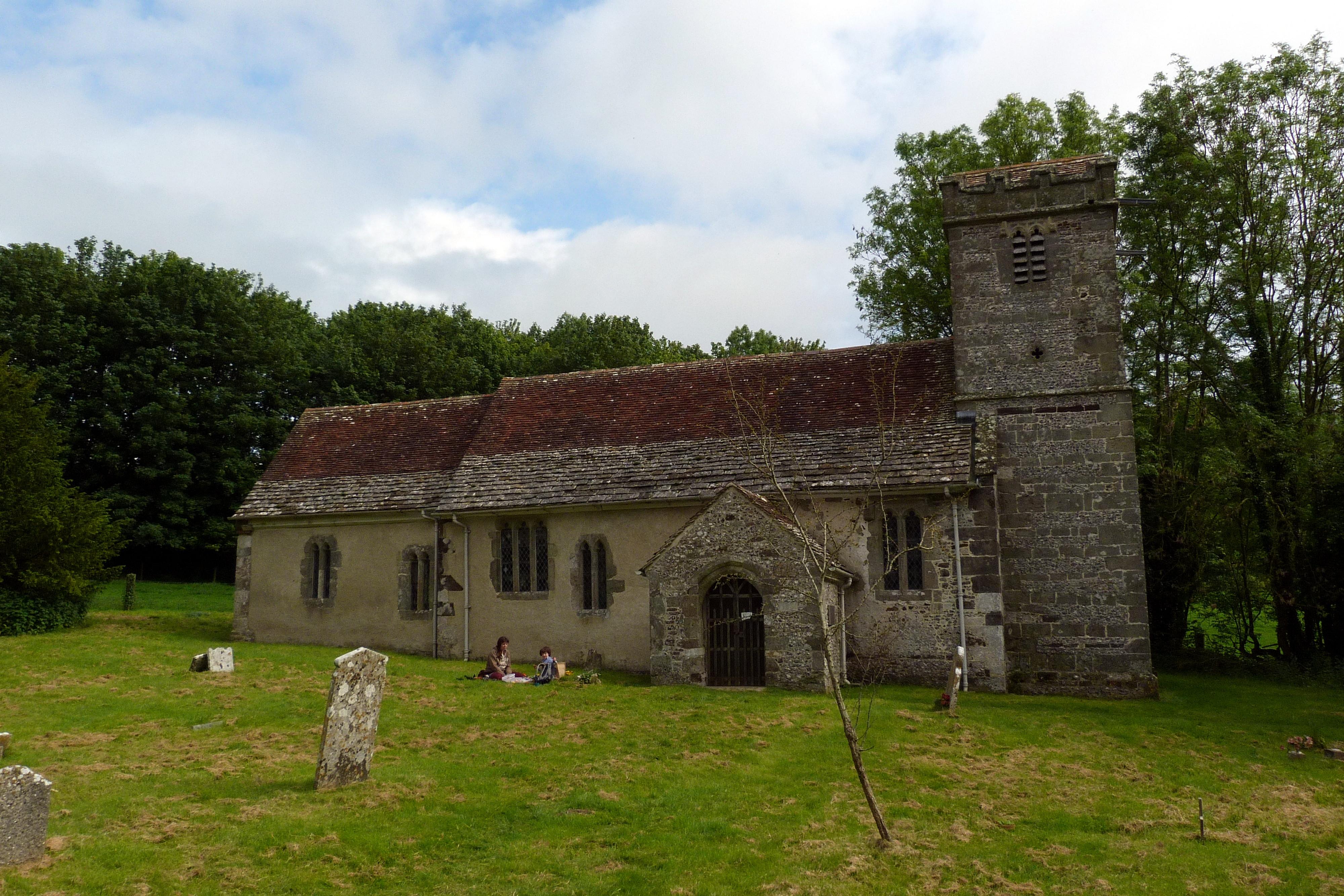 DorsetTARRANTCRAWFORDStMary(jimchampionCC-BY-SA2.0)1