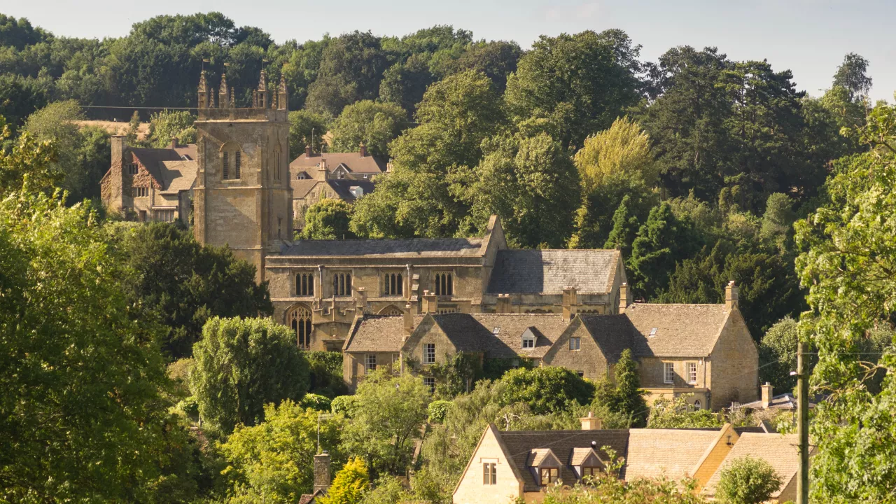 GloucestershireBLOCKLEYStPeterStPaul(derekwinterburnCC-BY-ND2.0)1