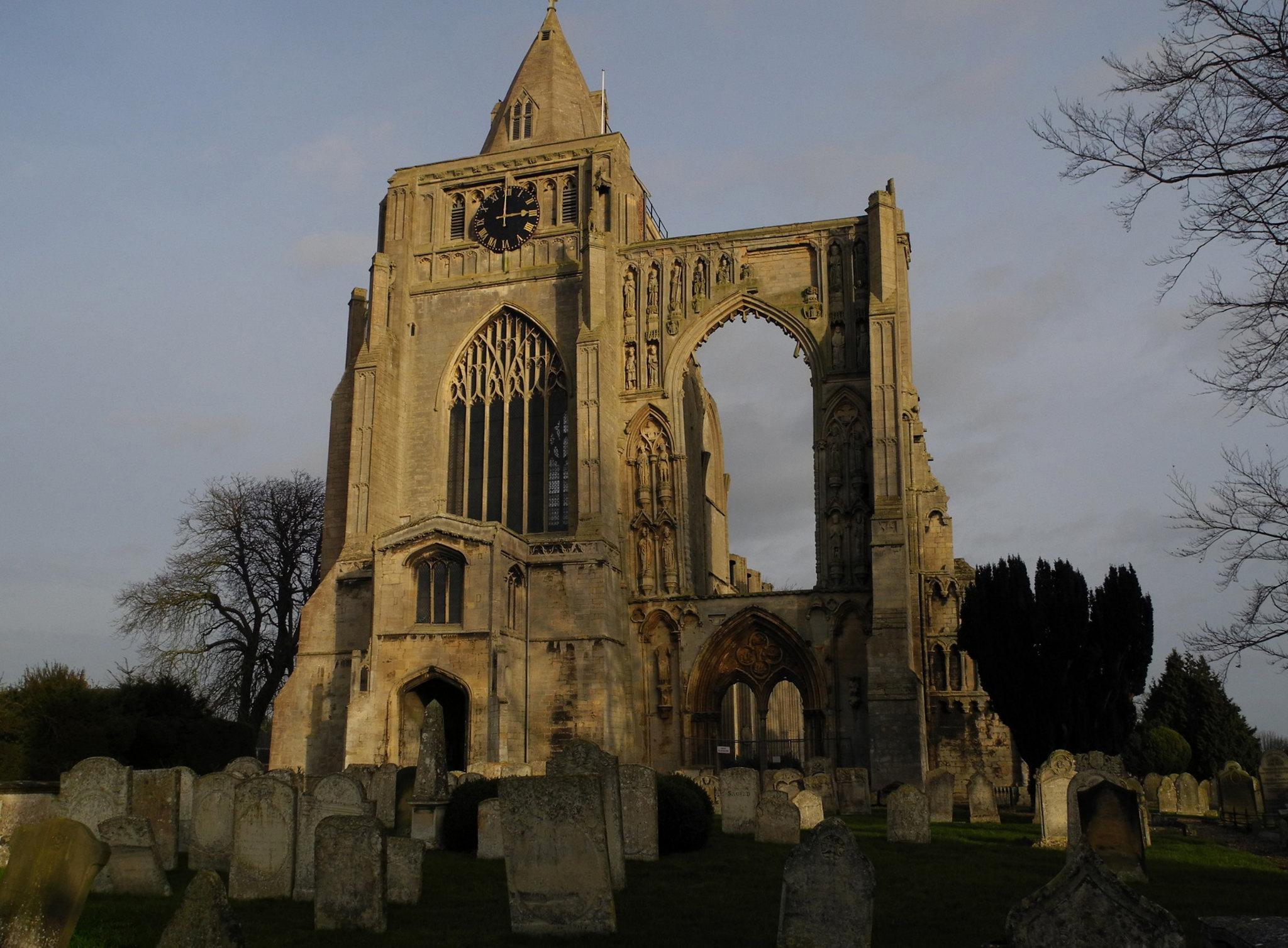 LincolnshireCROWLANDCrowlandAbbey(pamelakellyCC-BY-2.0)1