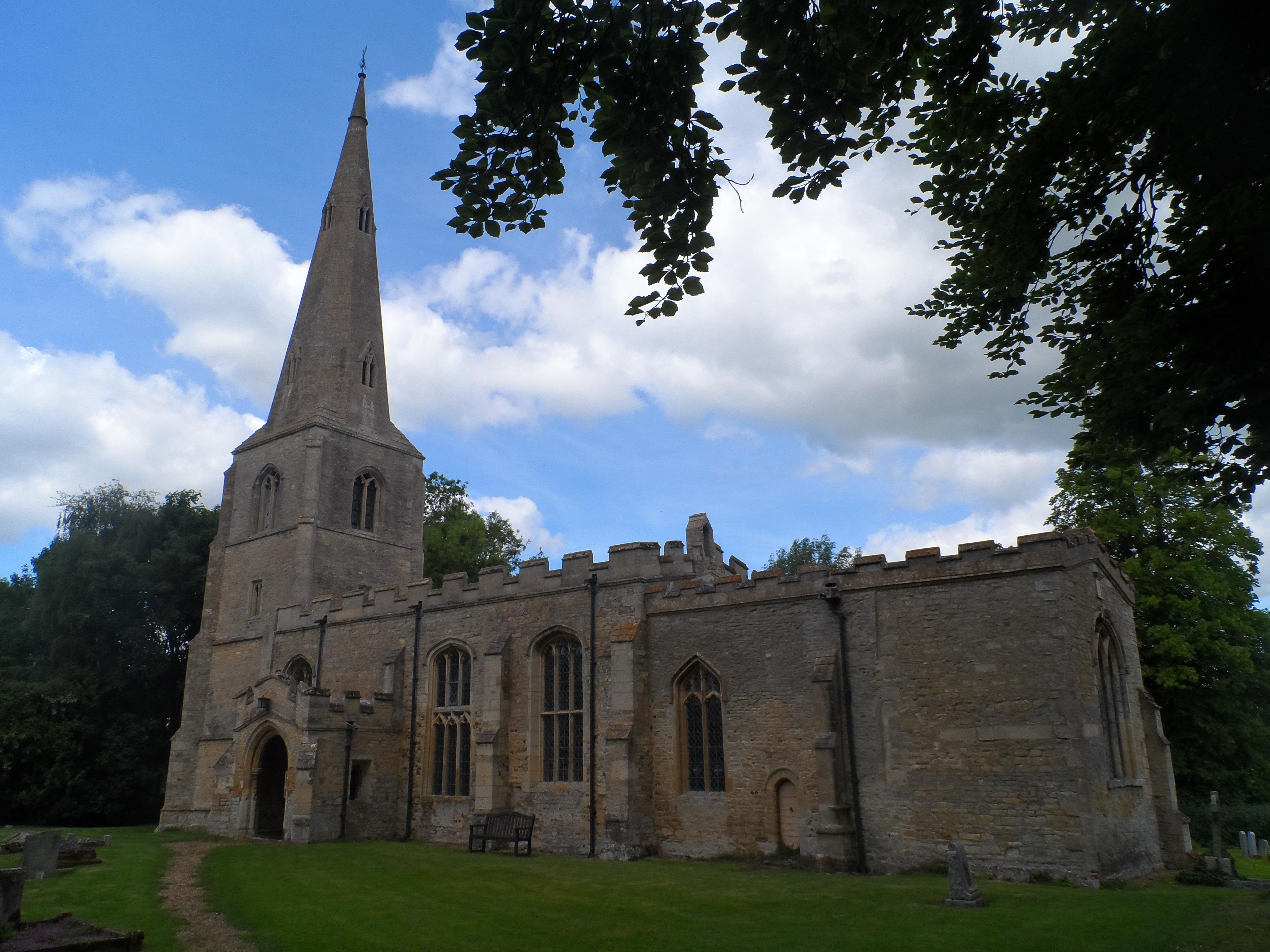NorthamptonshireRAUNDSStPeter(bikeboyCC-BY-SA2.0)1