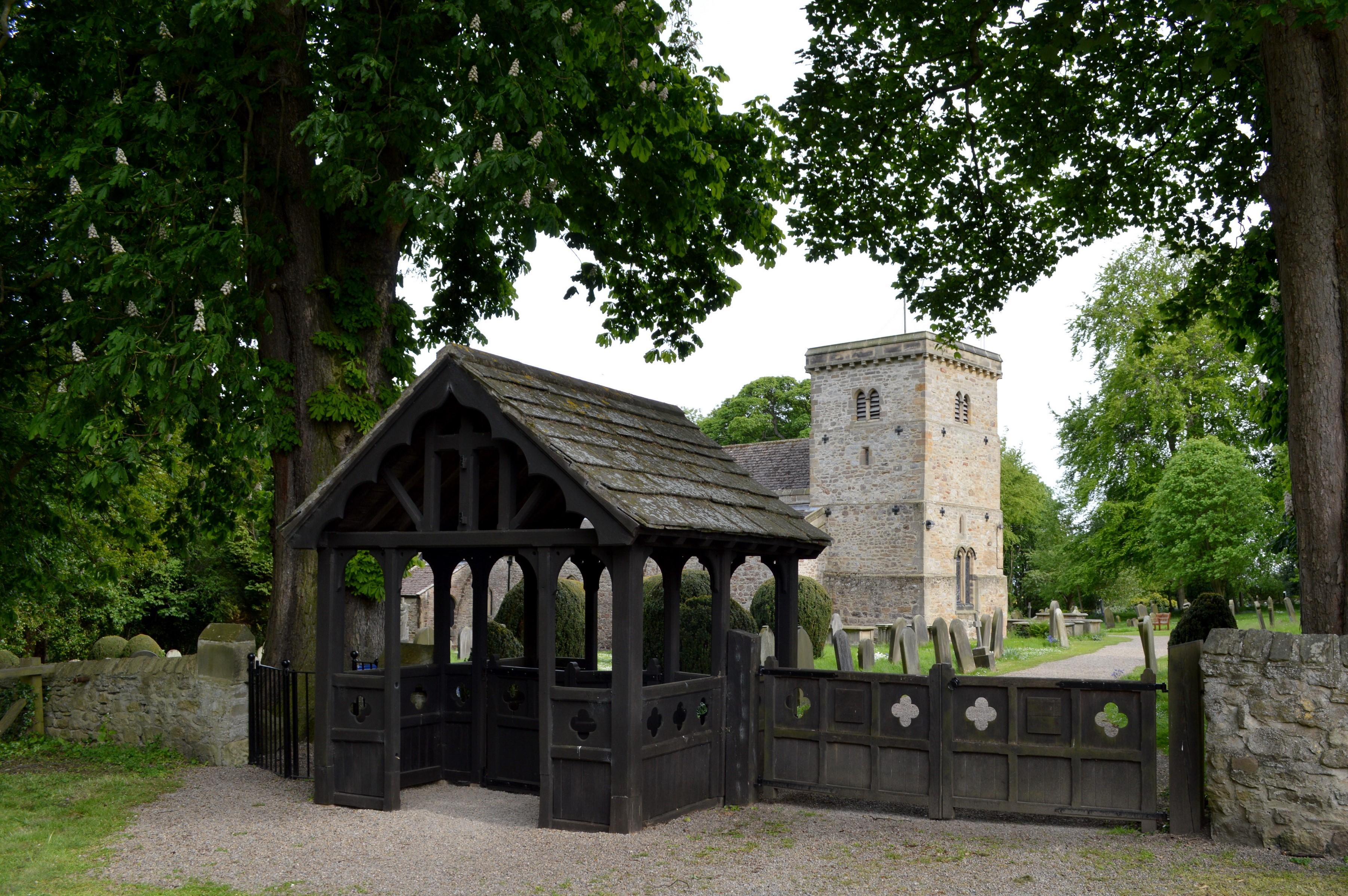 YorkshireMIDDLETONTYASStMichaelAllAngels(tonysimmsCC-BY-SA2.0)1