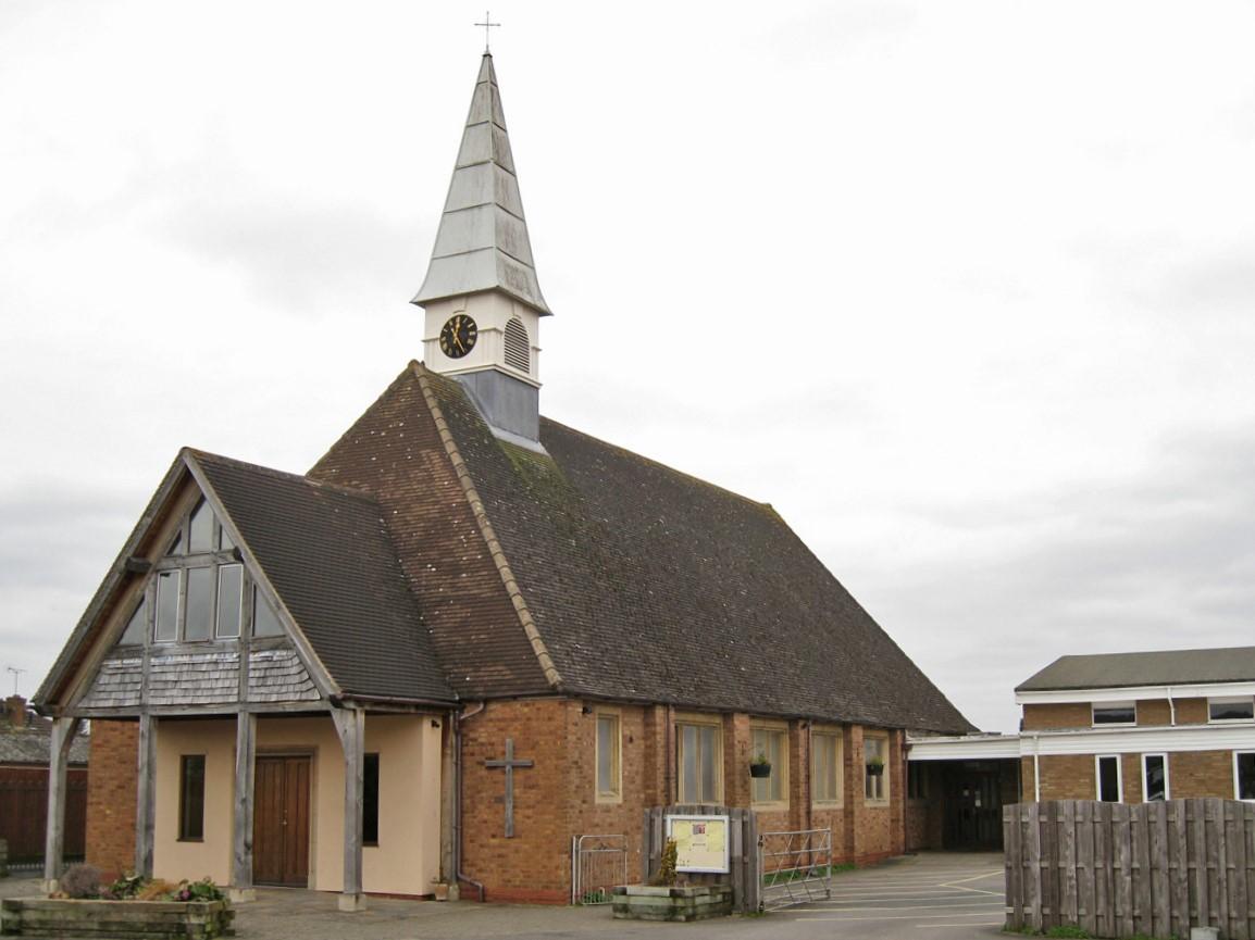 GloucestershireWARDENHILLStChristopher(richarddorrellCC-BY-SA2.0)1