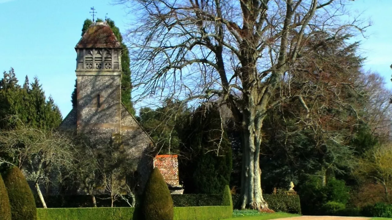 HampshireHINTONAMPNERAllSaints(grassrootsgroundswellCC-BY-2.0)1