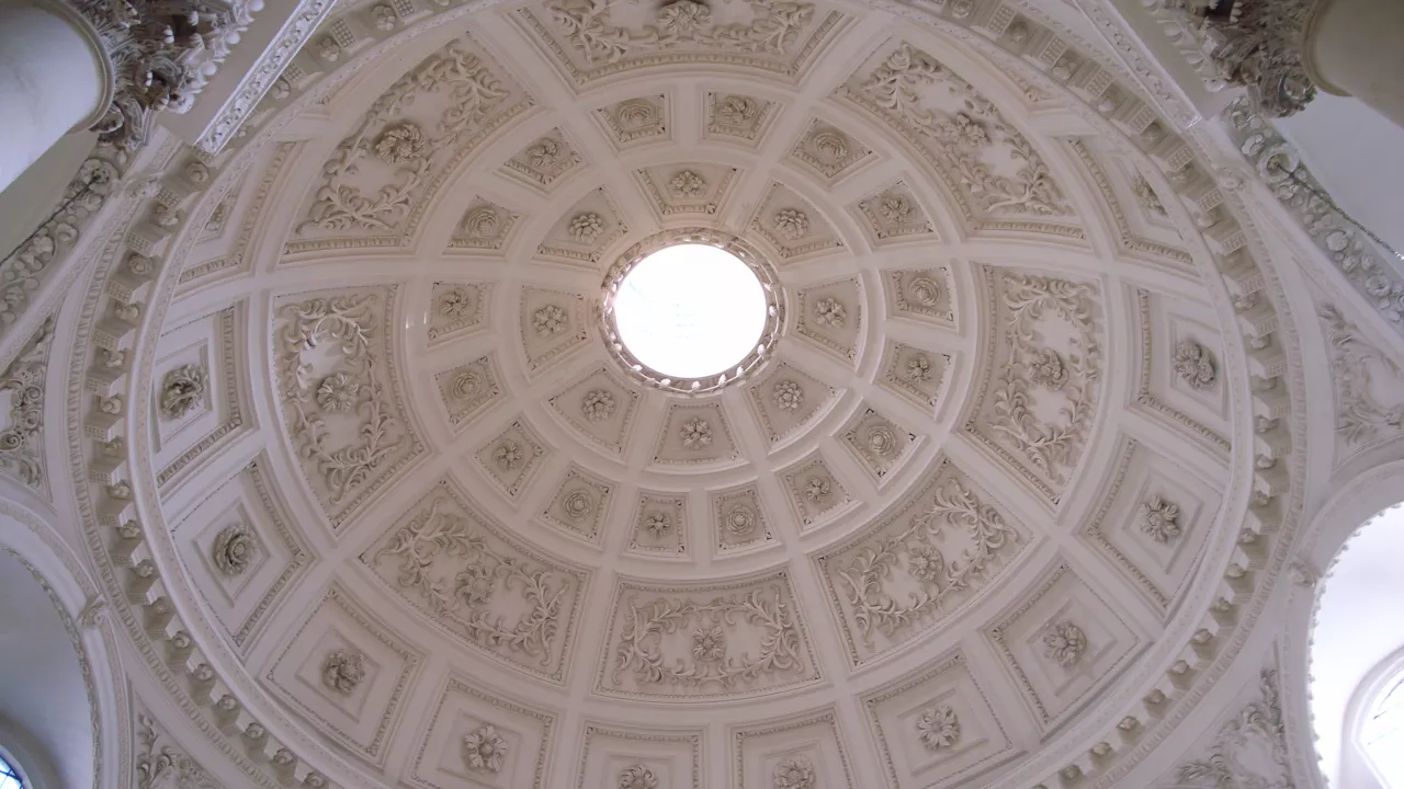 GreaterLondonCITYOFLONDONStStephenWalbrook(stevecadmanCC-BY-SA2.0)1