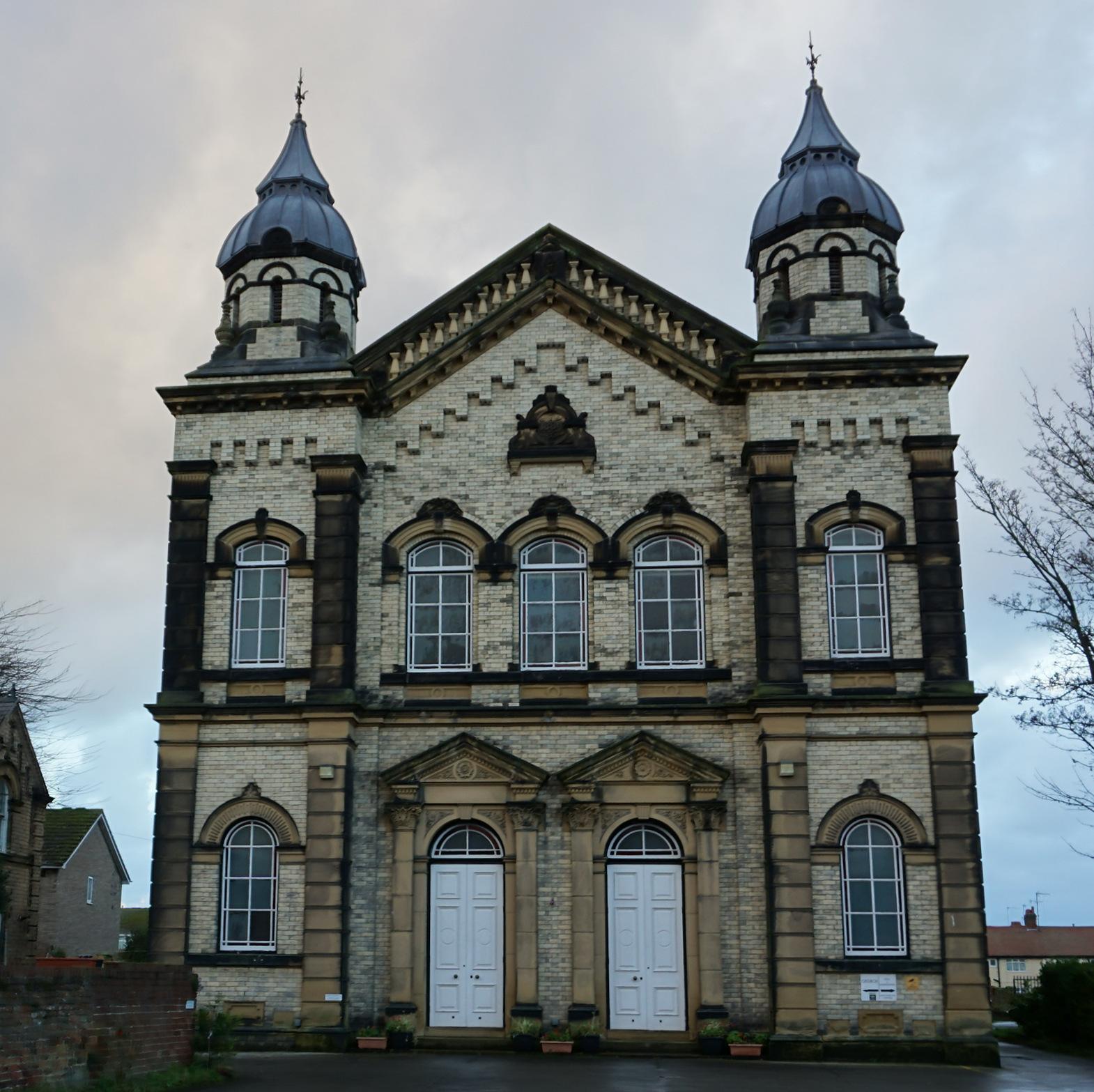 YorkshireBRIDLINGTONStJohnBurlington(iansCC-BY-SA2.0)1