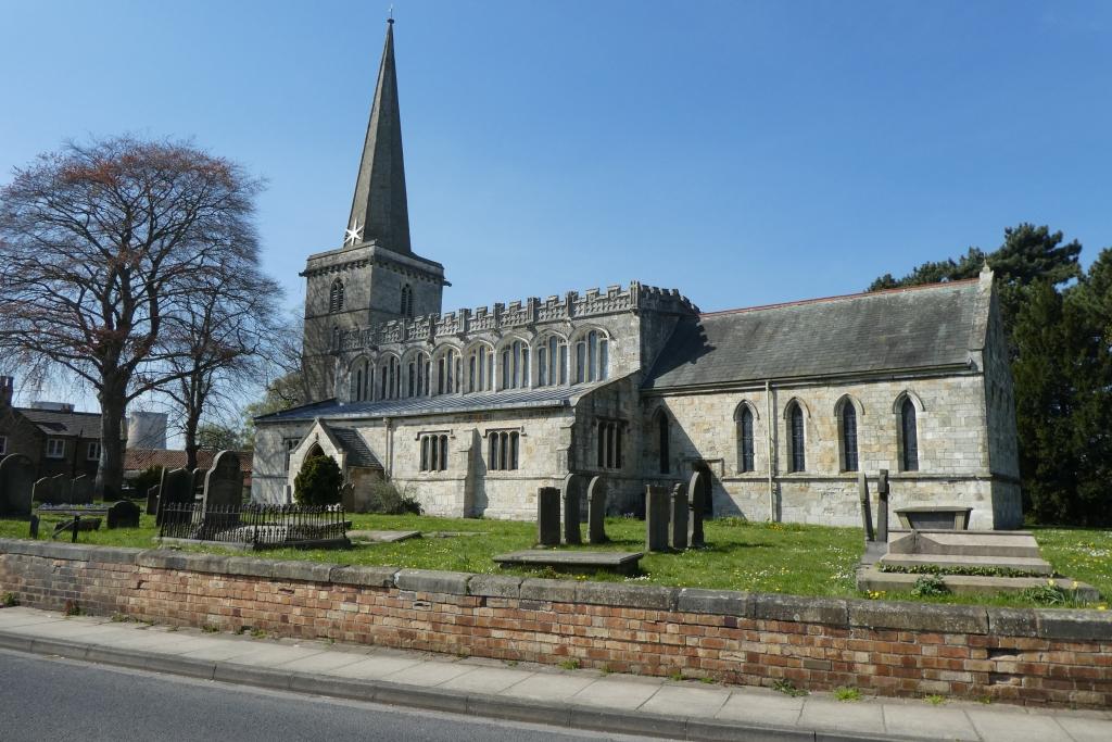 YorkshireDRAXStPeterStPaul(dspughCC-BY-SA2.0)1