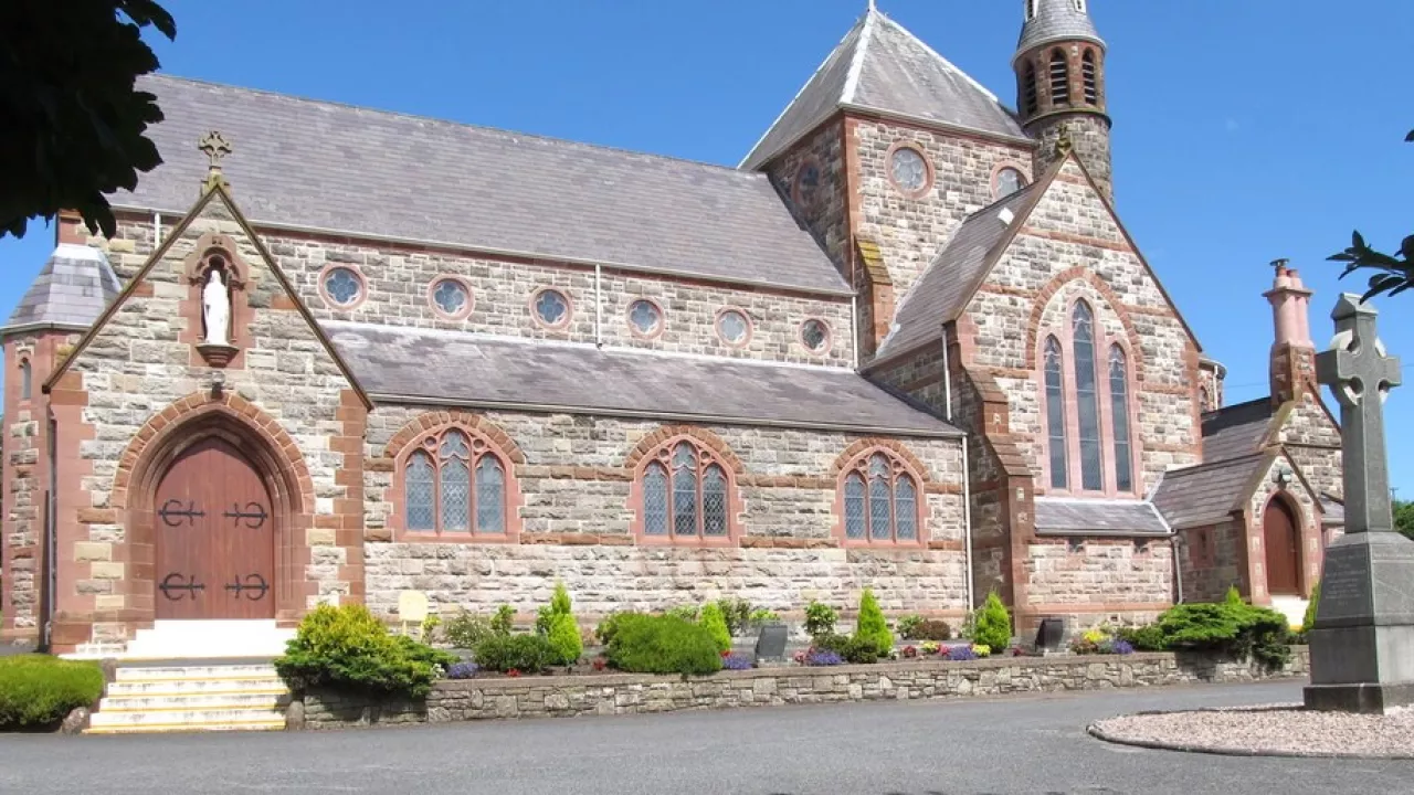 CountyDownNEWTOWNWARDSStPatrick(ericjonesCC-BY-SA2.0)1