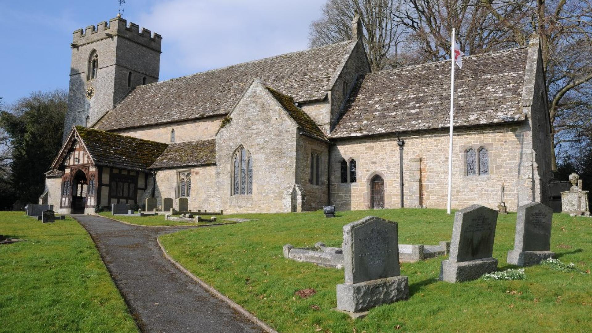 HerefordshireLYONSHALLStMichaelAllAngels(philiphallingCC-BY-SA2.0)1