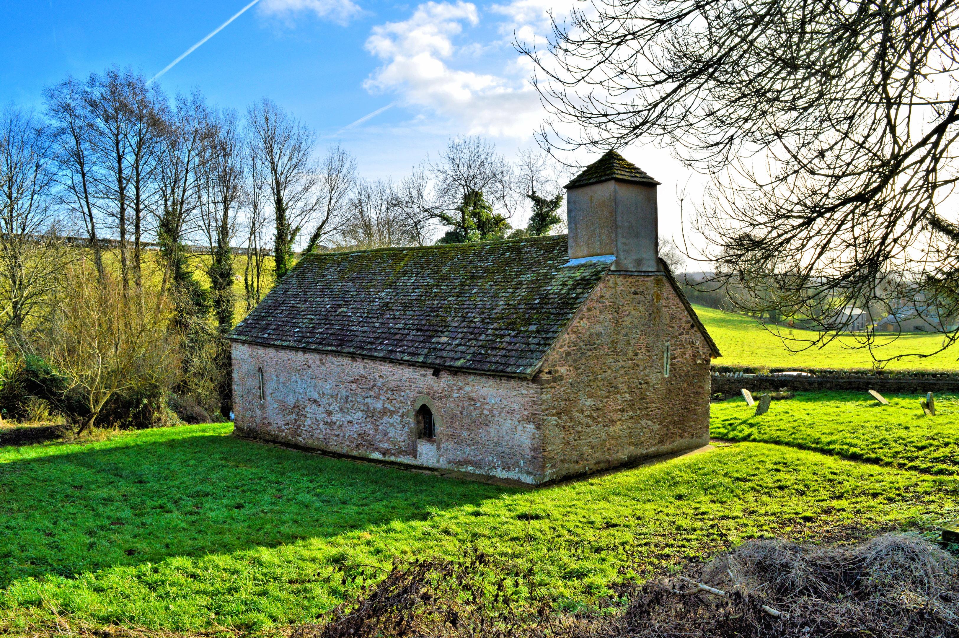HerefordshireMICHAELCHURCHStMichael(philippankhurstCC-BY-SA2.0)1