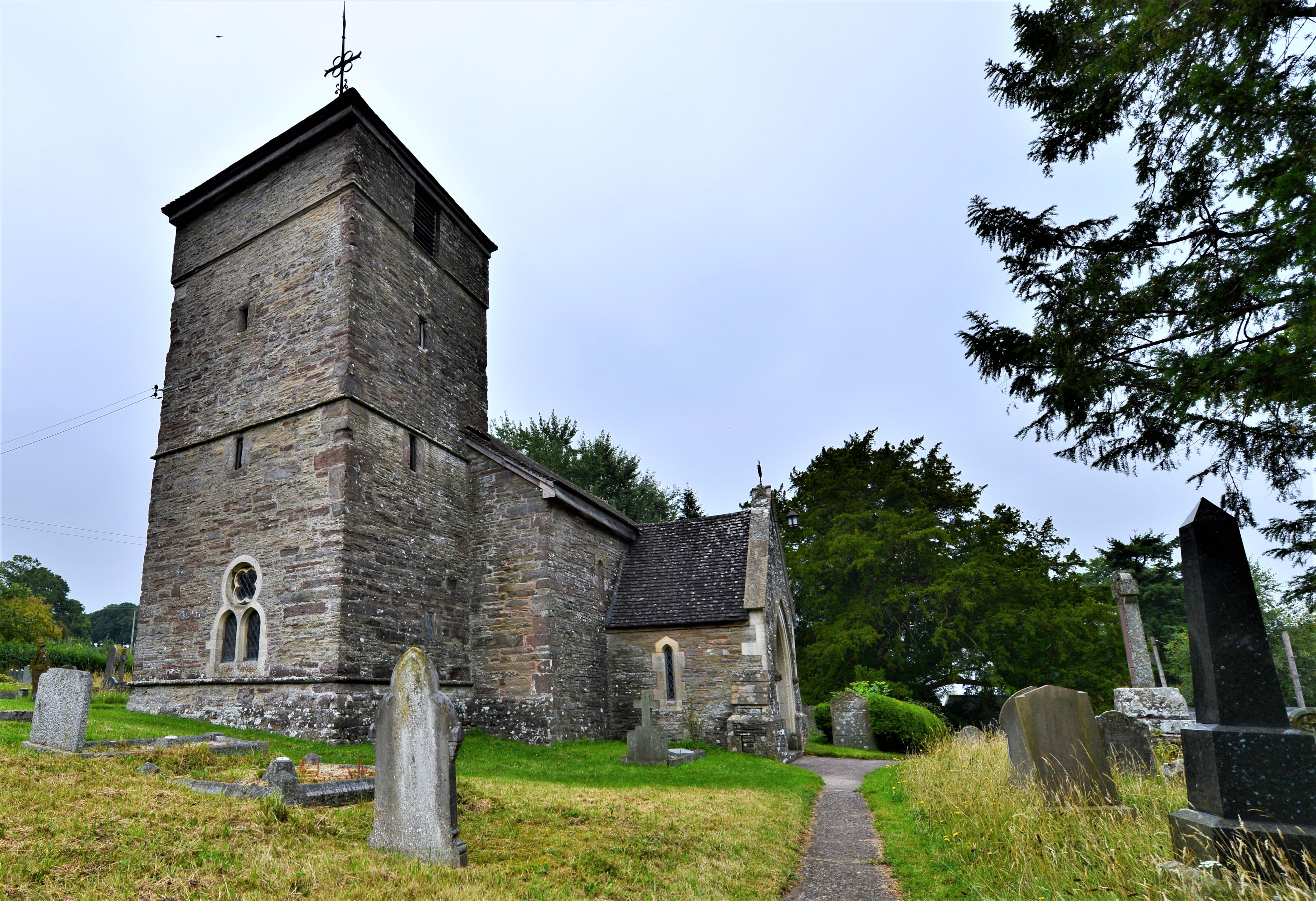 HerefordshireROWLESTONEStPeter(michaelgarlickCC-BY-SA2.0)1