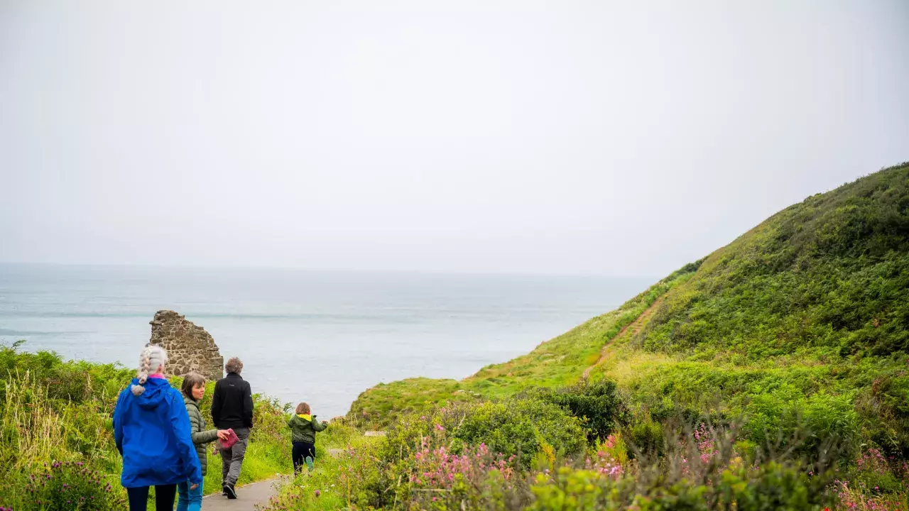 PembrokeshireTREFINTrefinChapel(explorechurches.org)28