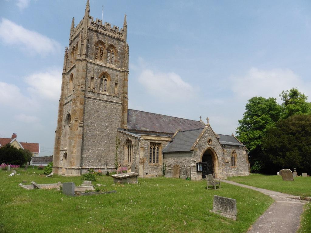 SomersetMIDDLEZOYHolyCross(rogercornfootCC-BY-SA2.0)1