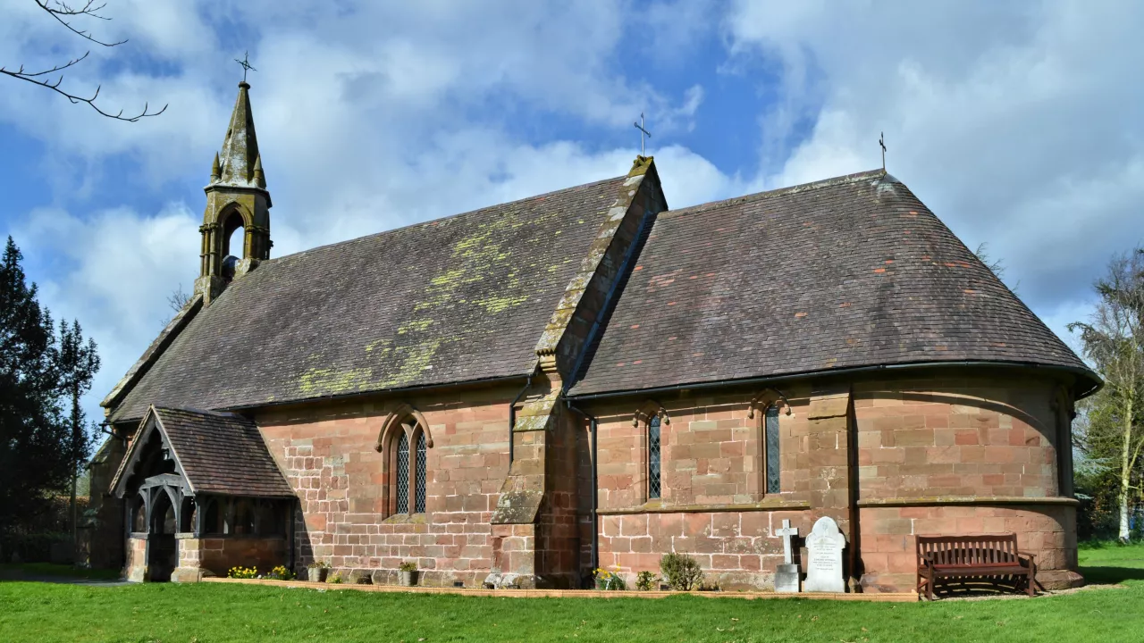 WorcestershireLITTLEWHITLEYStMichaelAllAngels(philippankhurstCC-BY-SA2.0)1