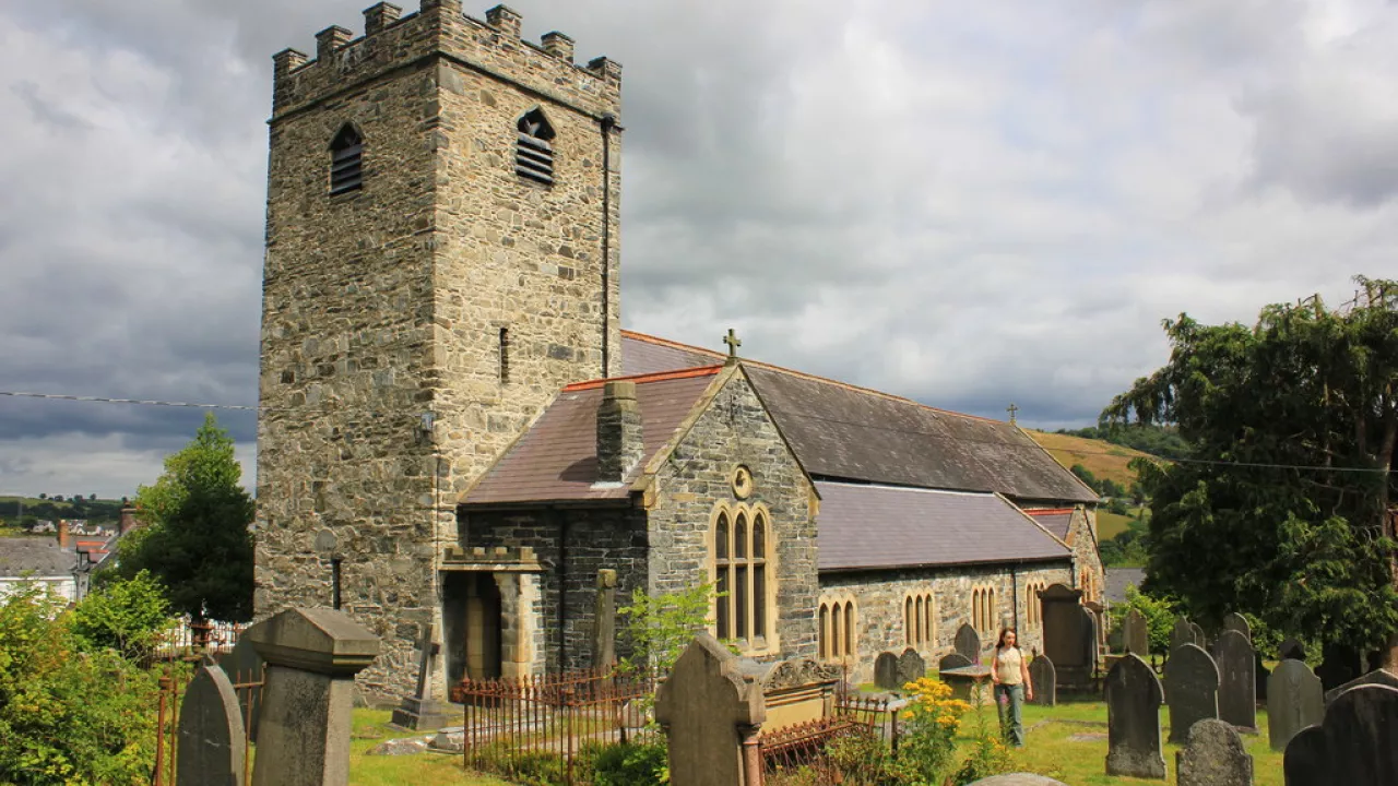 DenbighshireCORWENStMaeilStSulien(jeffbuckCC-BY-SA2.0)1