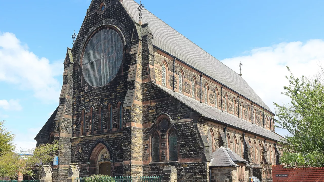 MerseysideBIRKENHEADOurLadyImmaculateConception(philnashCC-BY-SA4.0)1