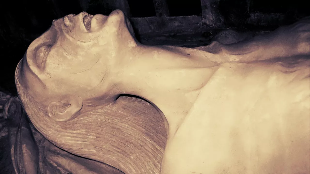 OxfordshireEWELMEStMaryVirgin(simoncopeCC-BY-SA2.0)1a