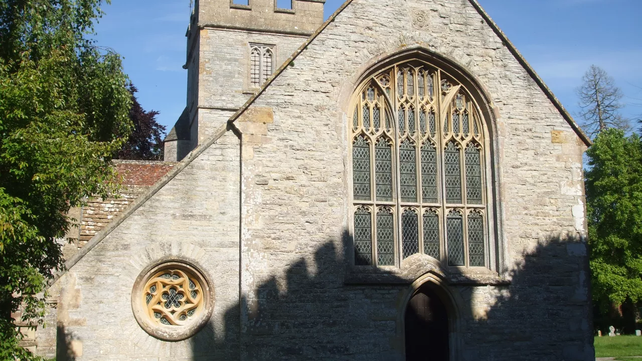 SomersetBUTLEIGHStLeonard(neilowenCC-BY-SA2.0)1