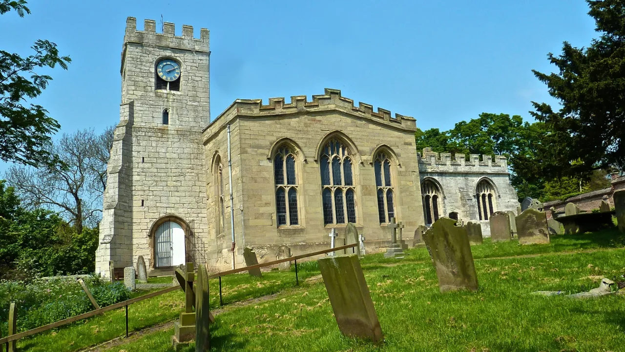 YorkshireBRAFFERTONStPeter(paulbuckinghamCC-BY-SA2.0)1