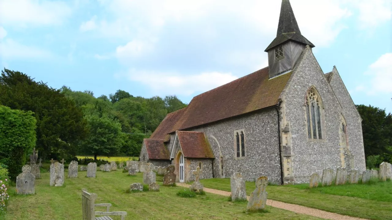 SussexCOMPTONStMary(davidmartinCC-BY-SA2.0)1