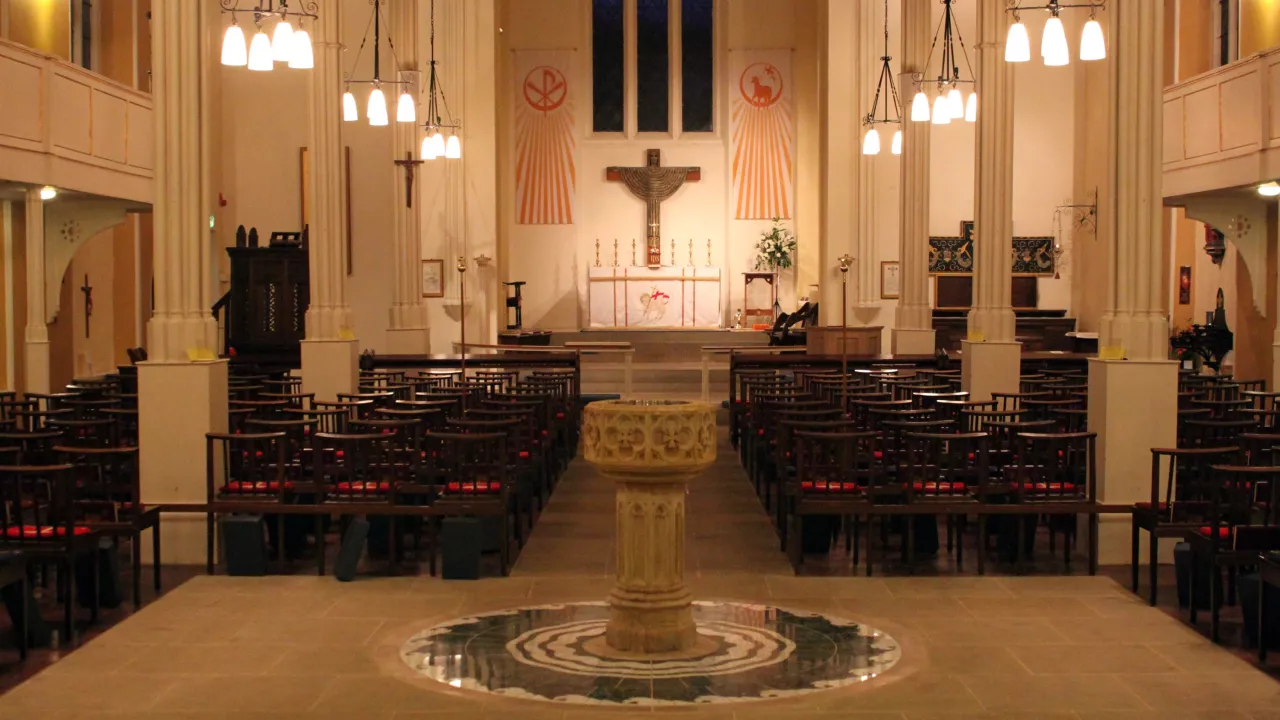 BuckinghamshireSTONYSTRATFORDStMaryStGiles(frjamesbradleyCC-BY-2.0)1