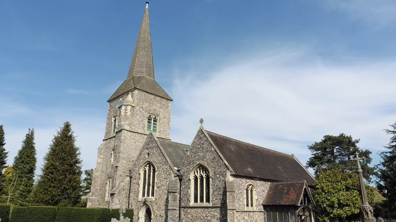 GreaterLondonCHISLEHURSTStNicholas(davidkempCC-BY-SA2.0)1