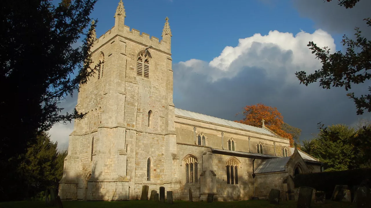 LincolnshireWAINFLEETStMary(garybrothwellCC-BY-SA2.0)1