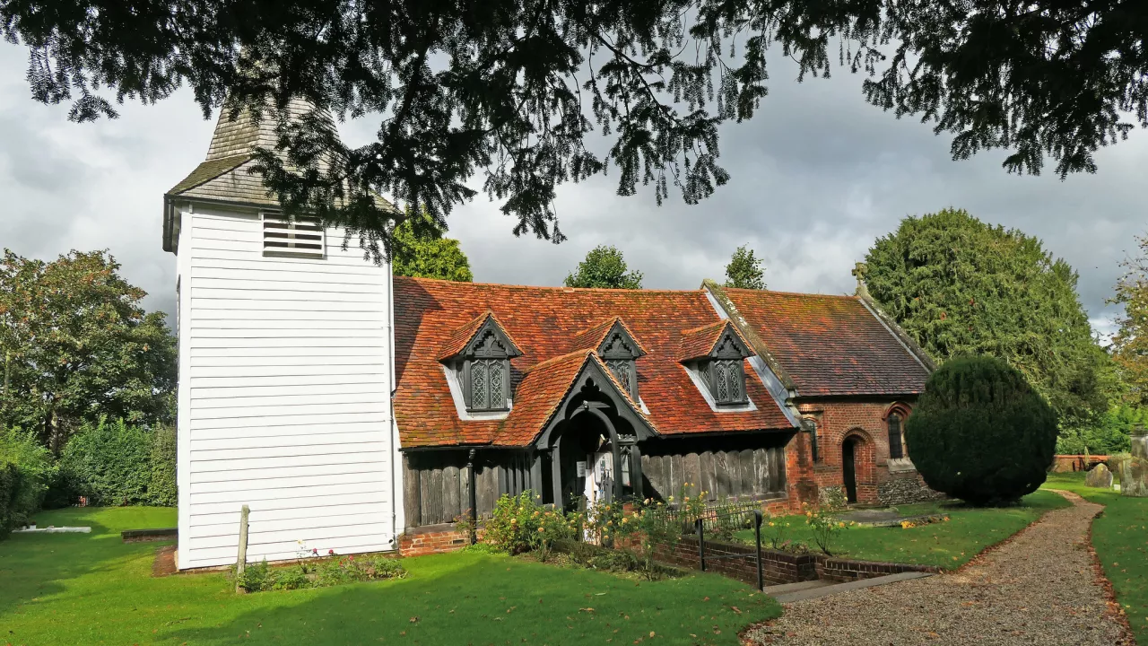 EssexGREENSTEDStAndrew(amandaslaterCC-BY-SA2.0)1