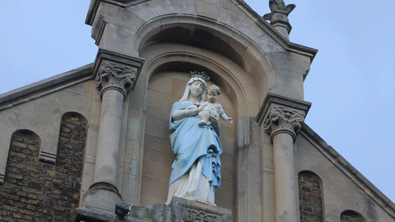 GreaterLondonCHARLTONOurLadyGrace(paulwilkinsonCC-BY-2.0)1