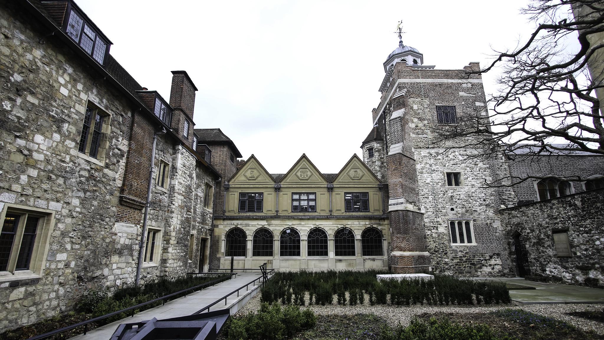 GreaterLondonCITYOFLONDONChapelCharterhouse(lawrenceopCC-BY-NC-ND2.0)1
