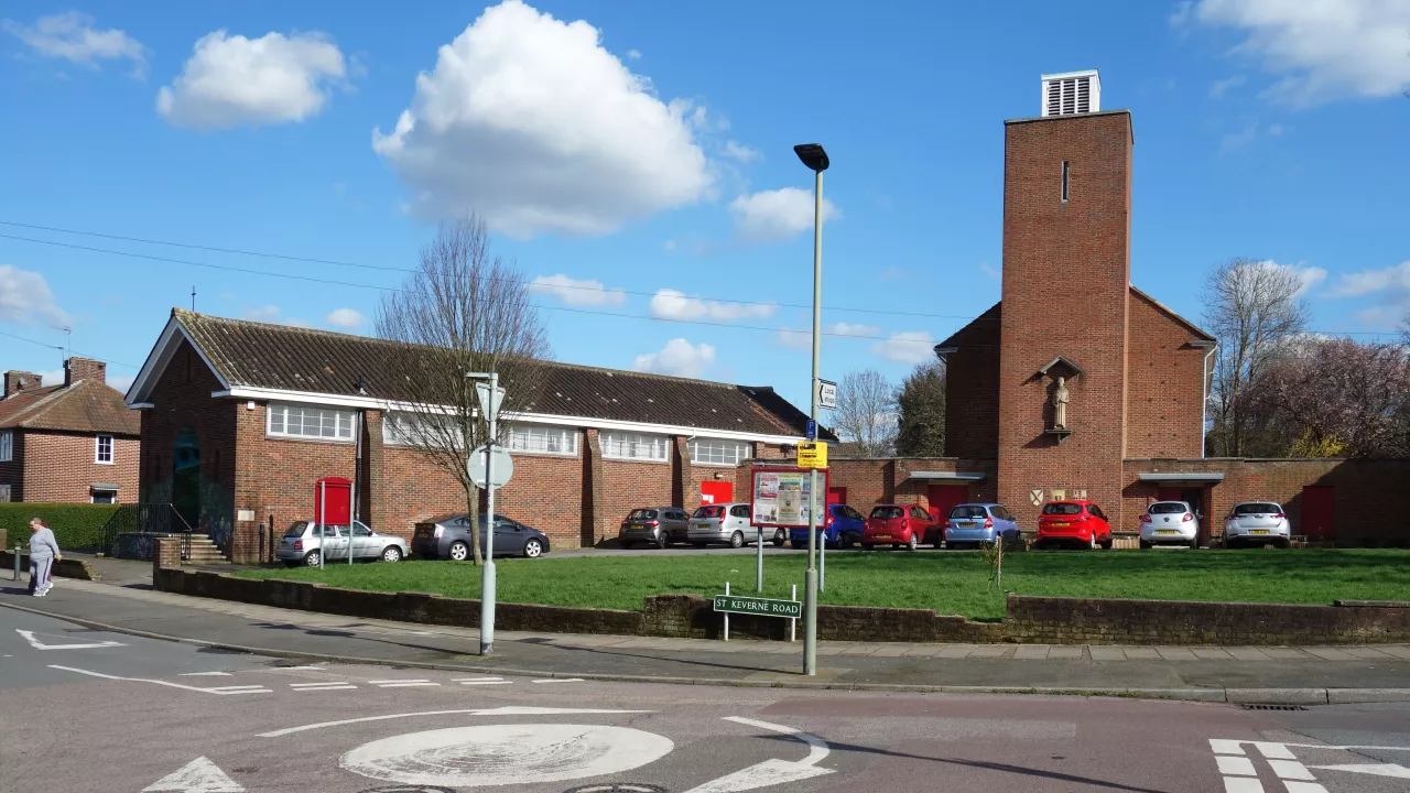 GreaterLondonMOTTINGHAMStEdwardConfessor(desblenkinsopCC-BY-SA2.0)1