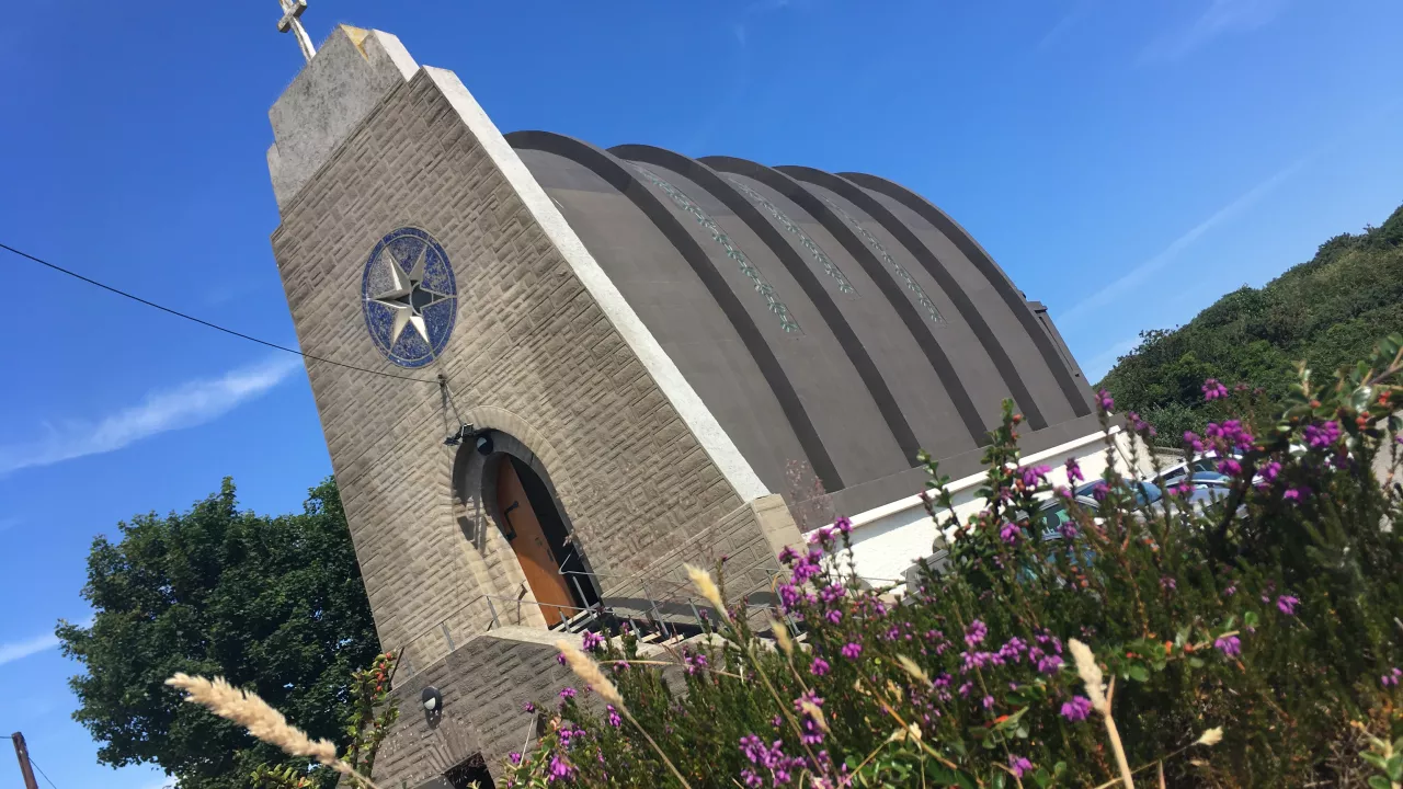 AngleseyAMLWCHOurLadyStarSea(sarahcrosslandSTAFF)2