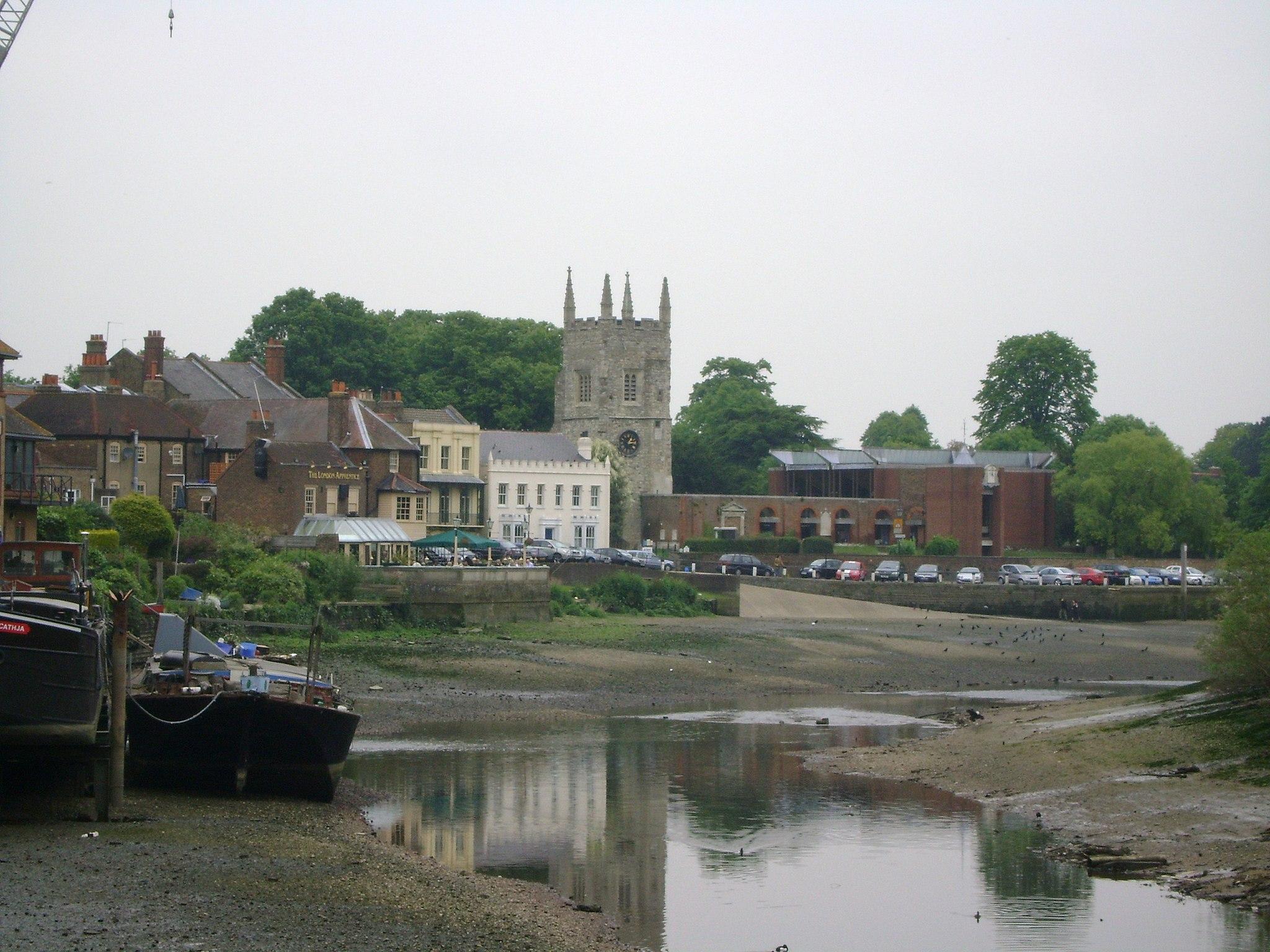 All Saints church, Isleworth