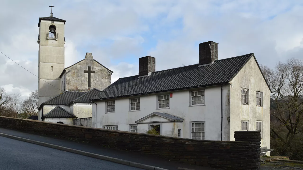 GwentNEWBRIDGEOurLadyPeace(lewishulbertCC-BY-SA4.0)1