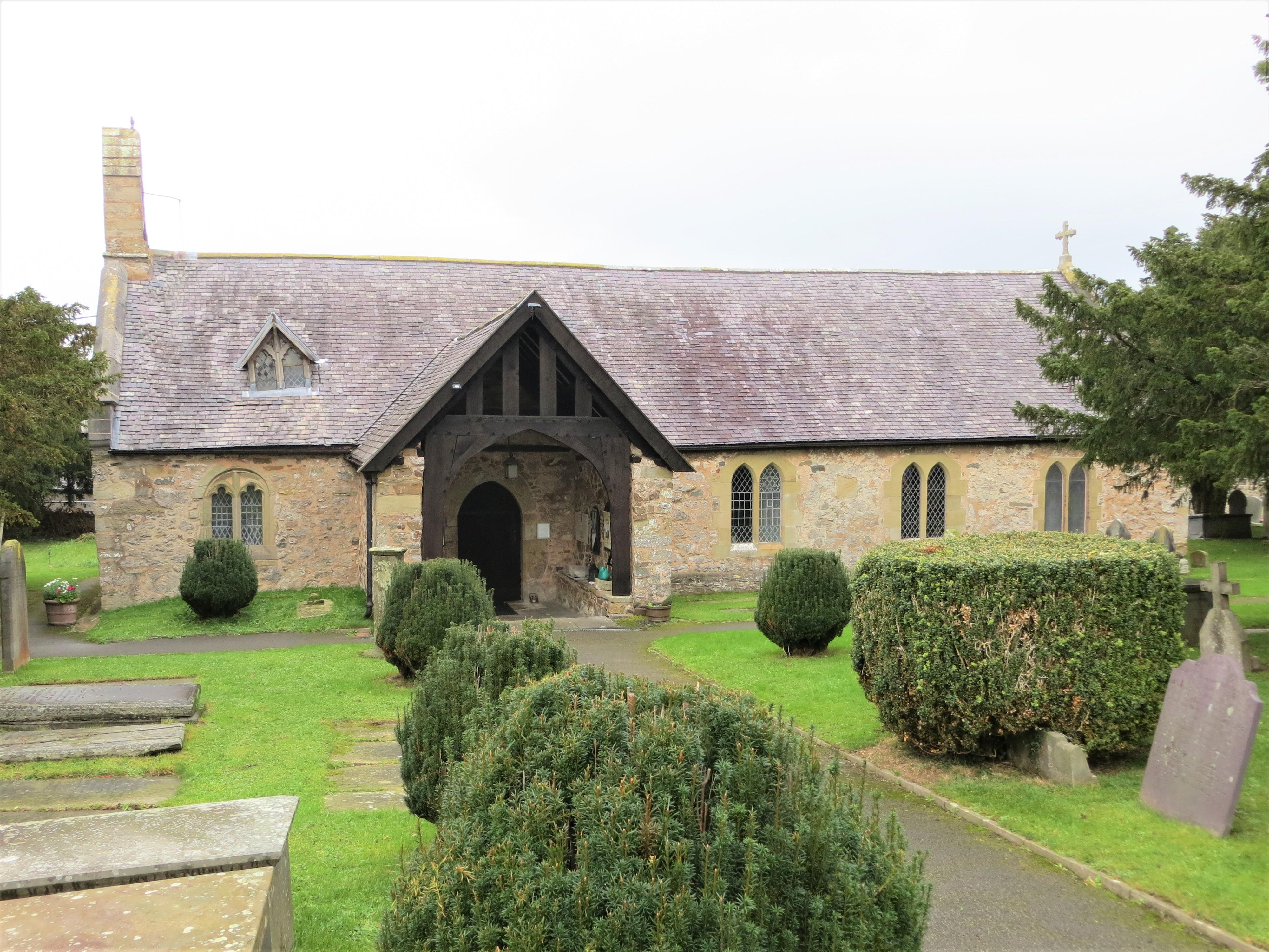 DenbighshireTREMEIRCHIONCorpusChristi(peterwoodCC-BY-SA2.0)1