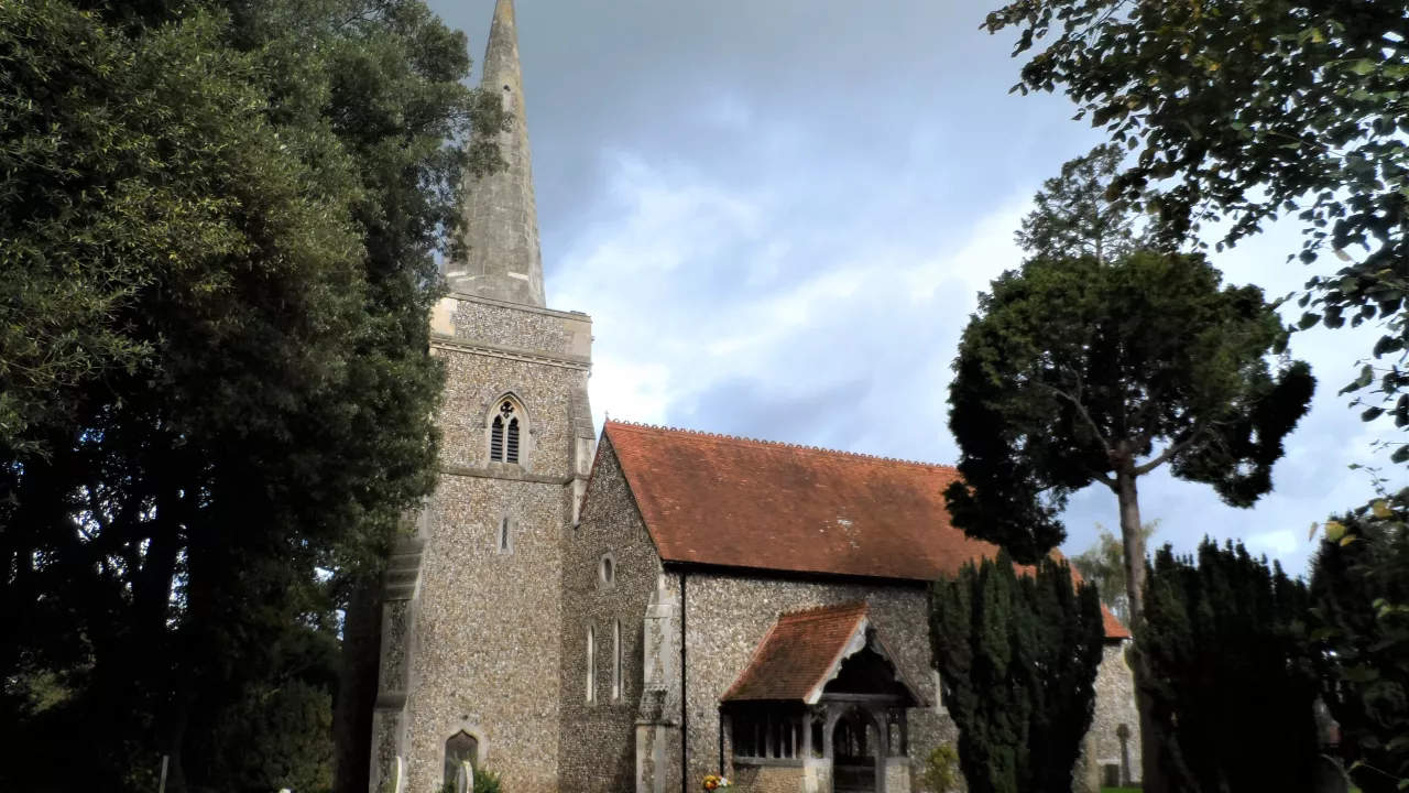 EssexALDHAMStMargaretStCatherine(bikeboyCC-BY-SA2.0)1