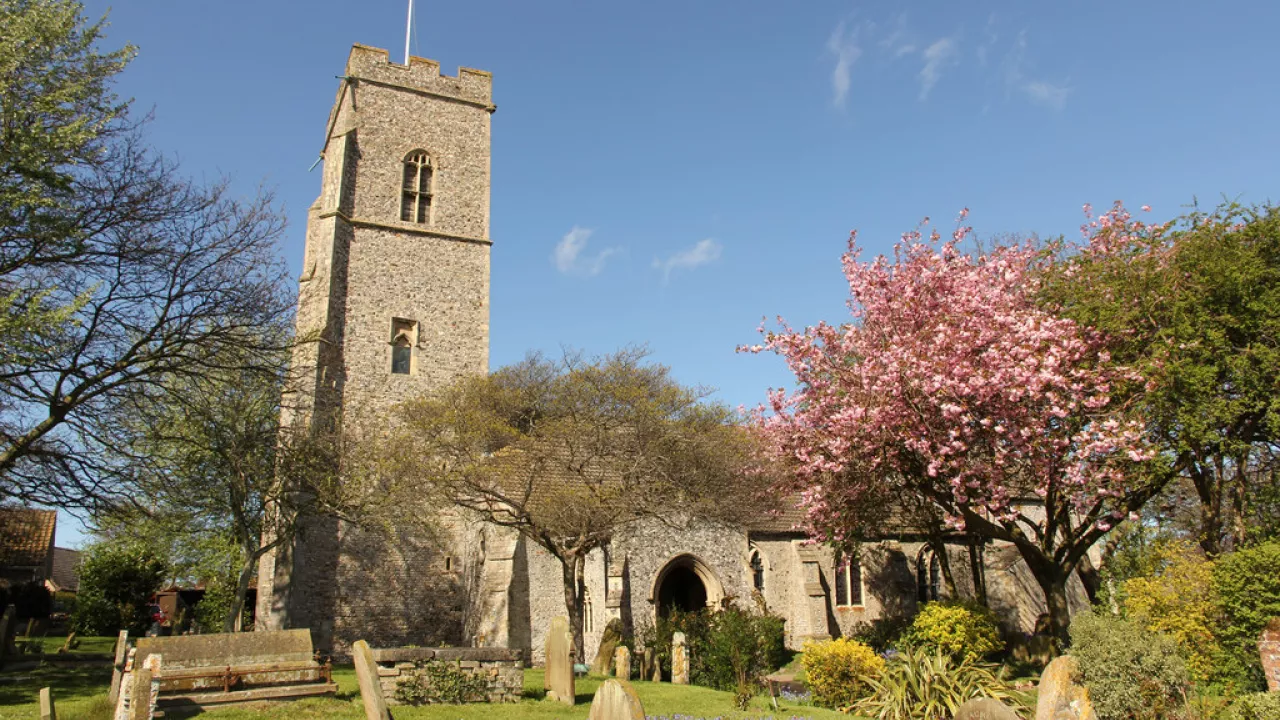 GloucestershireDOYNTONHolyTrinity(richardcroftCC-BY-SA2.0)1