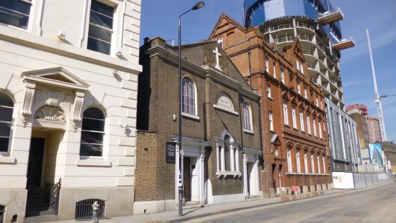 GreaterLondonWHITECHAPELStGeorgeGermanLutheranChurch(mikefahertyCC-BY-SA2.0)1