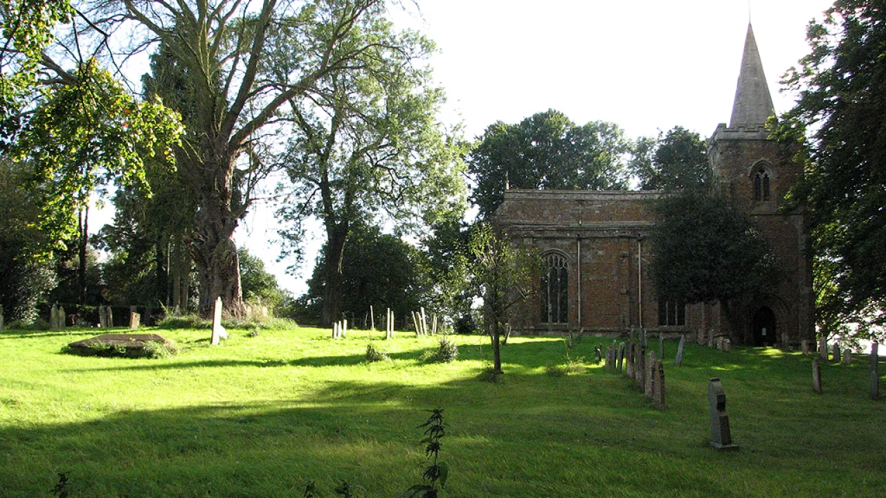 LeicestershireOWSTONStAndrew(johnsuttonCC-BY-SA2.0)1